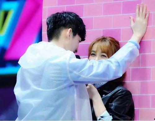 泰国男cp明星,揭秘热门男CP的魅力瞬间