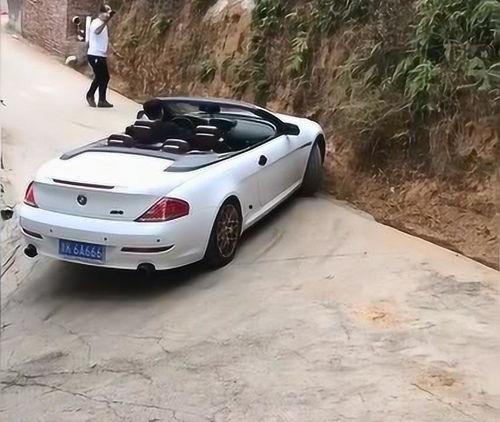 网红坡很多车上不去,众多车辆“望坡兴叹”，揭秘坡道难题背后的真相
