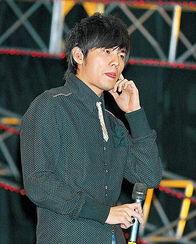 明星省长,政坛新星闪耀政坛