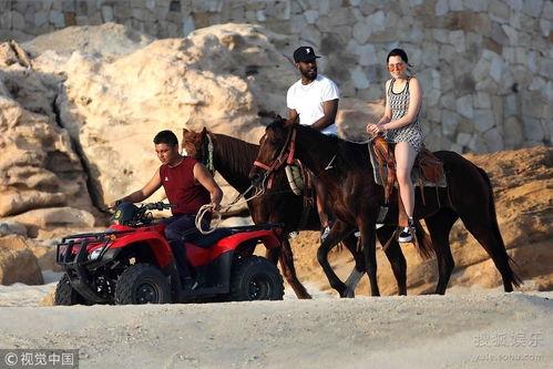 以前男明星骑马照片,回顾昔日男明星的骑马风采